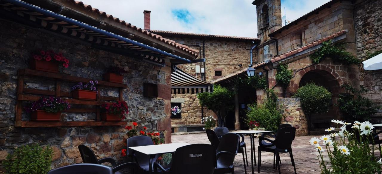 Hotel La Posada Del Santuario à Nava de Santullán Extérieur photo