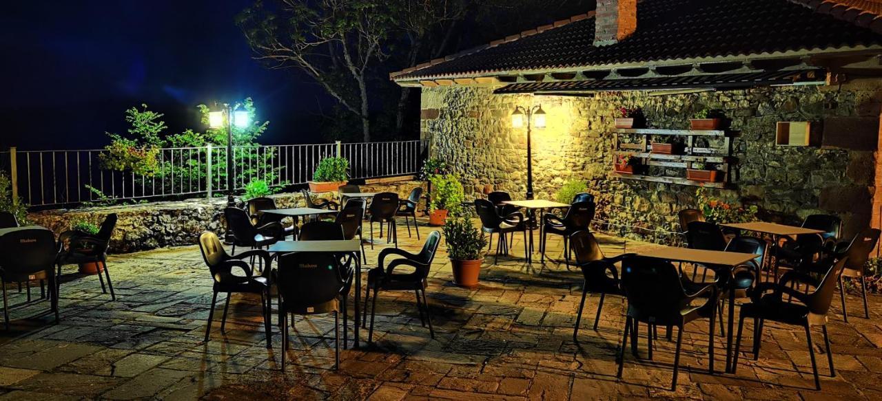 La Posada Del Santuario Nava de Santullán Extérieur photo