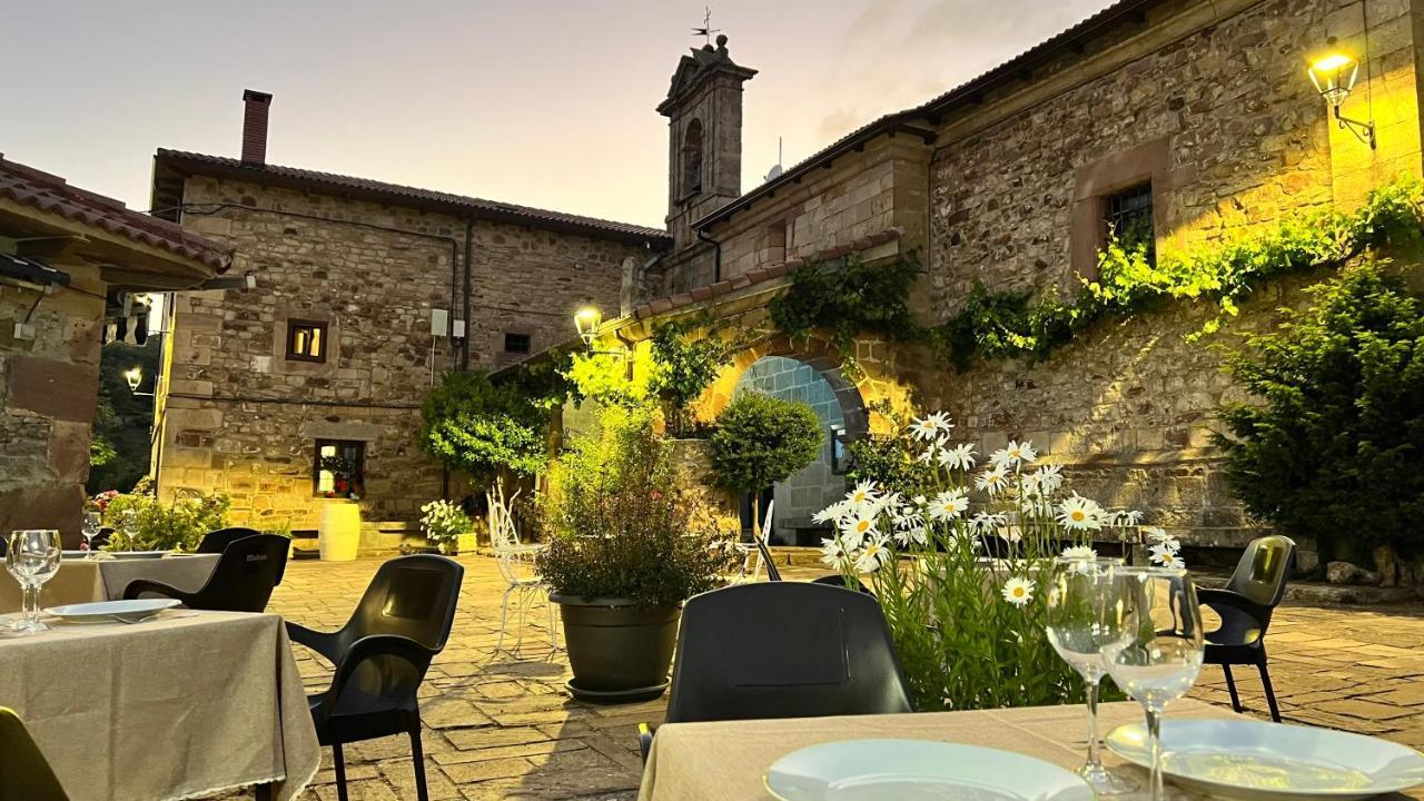 La Posada Del Santuario Nava de Santullán Extérieur photo
