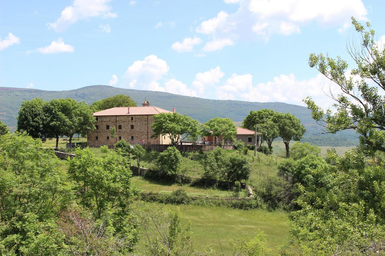 Hotel La Posada Del Santuario à Nava de Santullán Extérieur photo